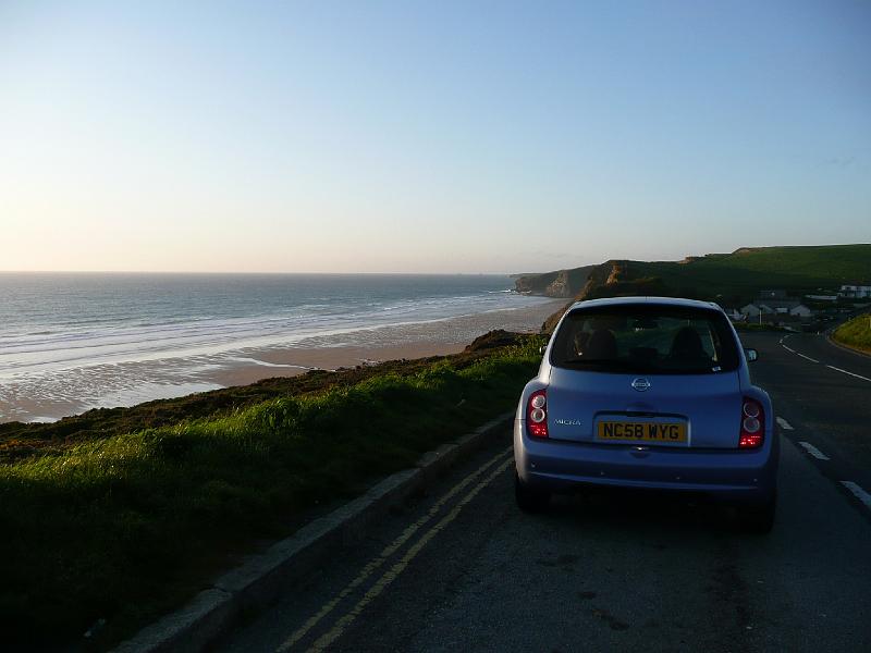 P1000754- Arret sur la route pour admirer le coucher de soleil sur la mer.JPG - Arrêt sur la route pour admirer le coucher de soleil sur la mer